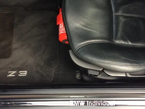 BMW Z3 (Roadster / Coupe) Soporte Extintor. 82279405850 - Imagen 1 de 8