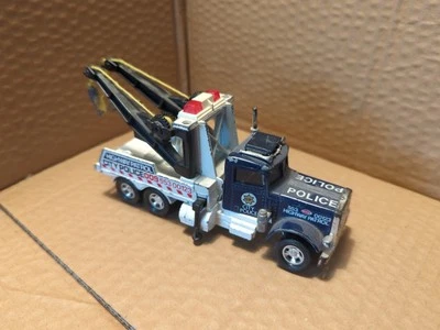 Cerillador Peterbilt años 70 Matchbox Superkings K-212 City Police Highway Patrol Foto 1 de 4