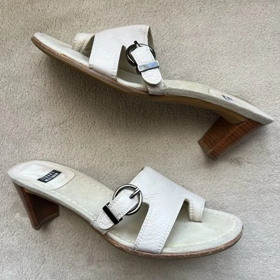 Sandalias de tacón de mula de cuero hueso neutro Stuart Weitzman para mujer anillo de punta 6,5 AA Foto 1 de 4