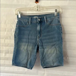 Old Navy Ballerina Bermuda Shorts Medium Wash Denim Size 16 Girls - Picture 1 of 4