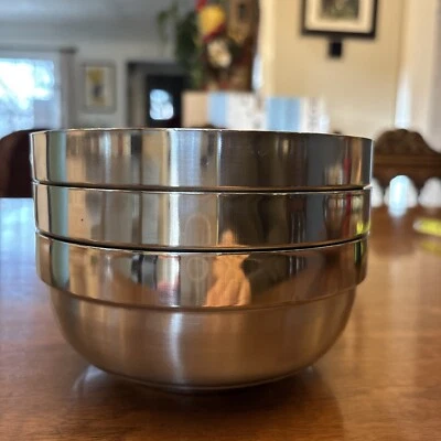 Juego de 3 cuencos de arroz de metal de acero inoxidable pulido con aislamiento térmico Foto 1 de 4