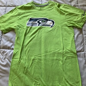 Seattle Seahawks Nike T-Shirt Mens Medium Logo NFL Tee Green - Picture 1 of 8