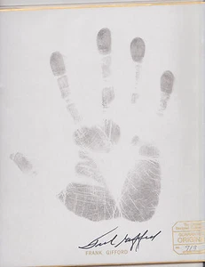 FRANK GIFFORD ACTUAL HAND SIGNED PALM PRINT HANDPRINT NEW YORK GIANTS #913 AUTO - Picture 1 of 1