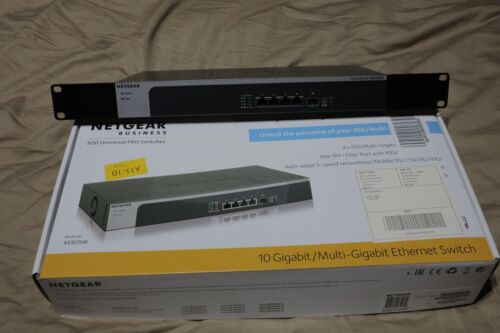 NETGEAR XS505M Unmanaged 10Gb/Gigabit Ethernet (100/1000/10000) Grey, Silver