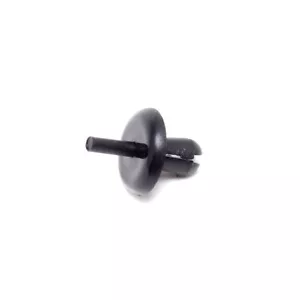 1 x Land Rover Defender Wheel Arch Rivet - AFU1075 - Picture 1 of 1