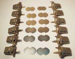 TWIST Fastener Turn Button Two Prong Base with Clinch Plate Washer  - 12 sets - Bild 1 von 1
