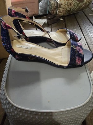 Alex Marie 9.5 米 Blu3 水钻风格平底踝带 — 第 1/4 张图片