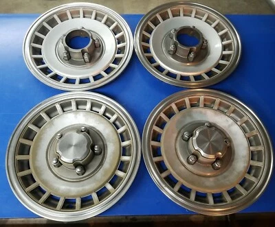 *Juego de 4* Tapacubos Tapacubos Ford F150 E150 Bronco 1979-1996 vintage de 15" usados Foto 1 de 4