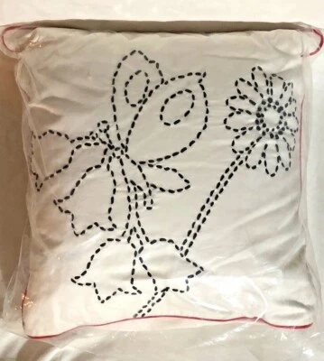 Tommy Hilfiger Molly Blanco con Bordado Floral Negro 18" Almohada Cuadrada Nuevo con Etiquetas Foto 1 de 3