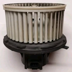 Cadillac GMC Chevrolet GMT900 07-14 Innenraumgebläse Gebläsemotor Klima Heizung - Bild 1 von 4