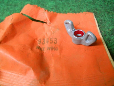 Tuerca de ala Briggs & Stratton 93453 Foto 1 de 2