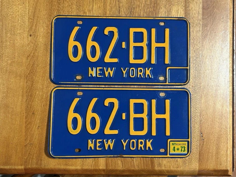 Vtg.1966-73 N.Y. License Plate Set  662-BH  NYS DMV CLEAR  COLLECTOR BROOME CTY. - Image 1 of 1