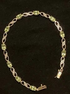 10K Yellow Gold Bracelet Peridot August Birthstone - Picture 1 of 4