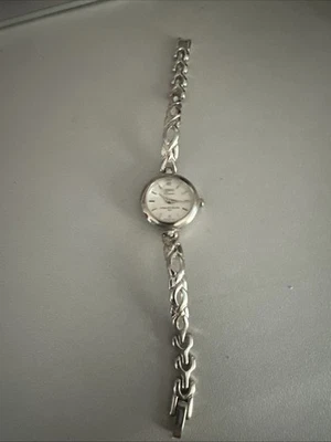 Reloj pulsera vintage Geneve Milor redondo de plata de ley 925 con patrón de cadena Foto 1 de 4
