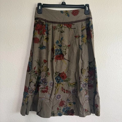 Falda Plisada Cabi Para Mujer 2 Marrón Viscosa Floral Bordada Cremallera Clásica Foto 1 de 4