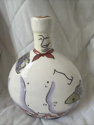 "Botella de chef diseñada para inspirar sonrisas de 7,5"" de alto" Foto 1 de 4