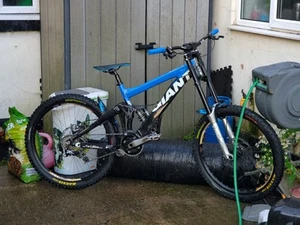 Downhill Giant Glory Medium frame - Picture 1 of 8