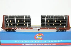 Athearn HO Scale NS Norfolk Southern 60' Bulkhead Flat Car w/Pipe Load NOS - Bild 1 von 8