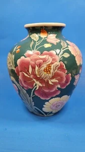 Floral Peonies Hand Painted Chinese 9" Tall Green Ceramic Vase - Picture 1 of 7