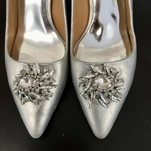 Badgley Mischka Metallic Silver Leather Pumps w/ Crystal Embellished Women’s 9 M - Picture 1 of 14
