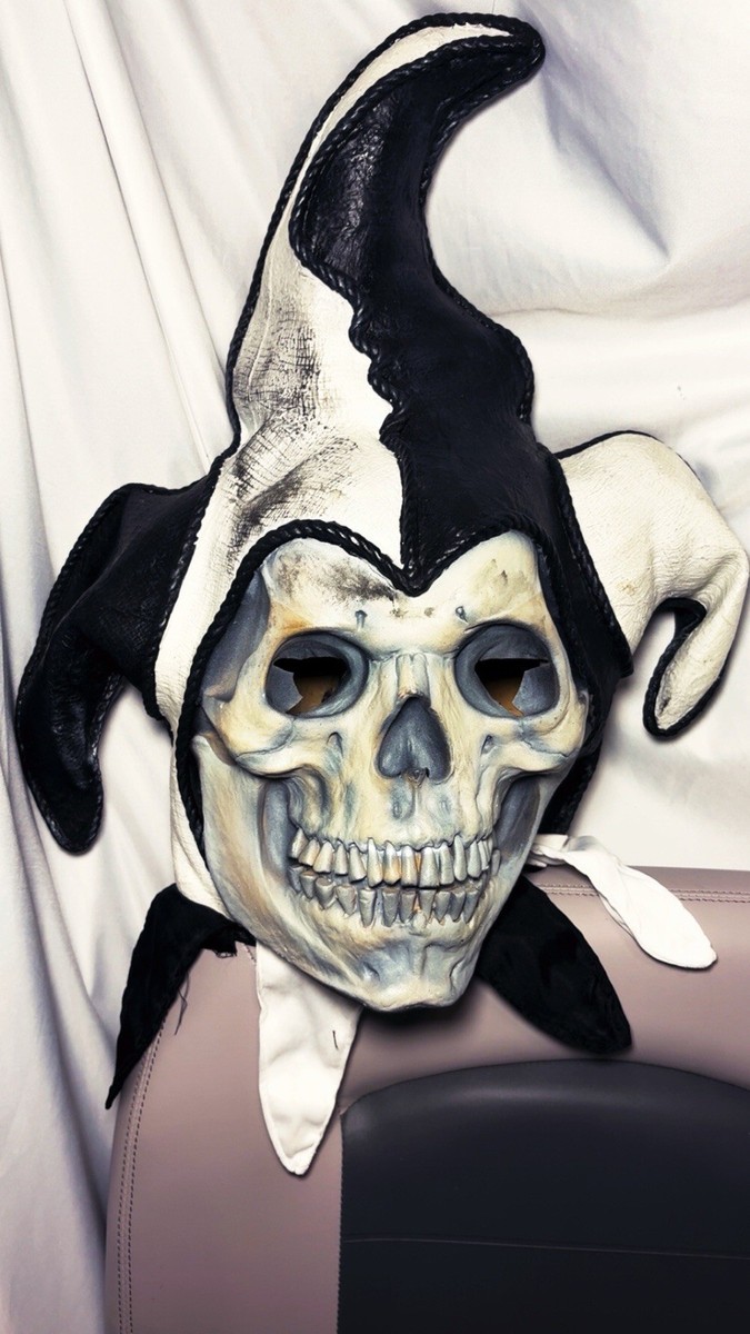 短期間値下げ☆KISSマスク4つILLUSIVE CONCEPTS MASK 短期間値下げ☆KISSマスク4つILLUSIVE CONCEPTS MASK