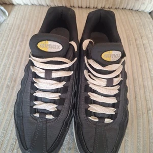 Nike Air Max 95 Damen Laufschuhe Größe 5UK, gebraucht. - Bild 1 von 5