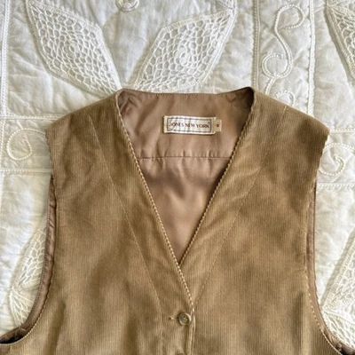 Vintage Jones New York Corduroy Vest Woman’s Size Small - Image 1 of 4