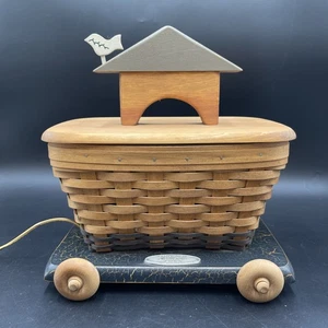 The Workshops of Gerald E Henn Special Edition Noah's Ark Basket Pull Toy - Picture 1 of 9