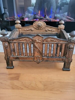 Antique Marks MFG Arts & Crafts Iron Basket Fireplace Grate. 1915-1920. Chicago - Image 1 of 4