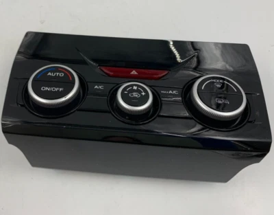 Unidad de control de clima de calefacción de aire acondicionado Subaru Forester 2019-2020 OEM A04B30032 Foto 1 de 4