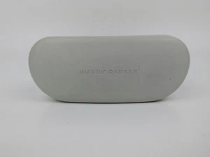 Estuche rígido para gafas Warby Parker blanco portador forrado de fieltro - Imagen 1 de 12