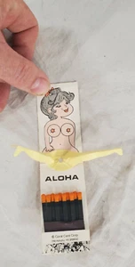VINTAGE RISQUE HAWAII FOLDOUT ADVERTISING MATCHBOOK THE HOME OF THE HAWAIIAN LEI - Picture 1 of 4