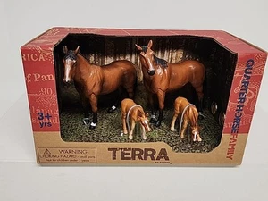 Terra Toy Horse Family Figurines Set (4pc) for Kids 3+ yrs NIB - Picture 1 of 6