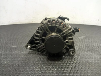 HYUNDAI I40 Alternator 2011-2020 1.7L D4FD 373002A800 - Image 1 of 4