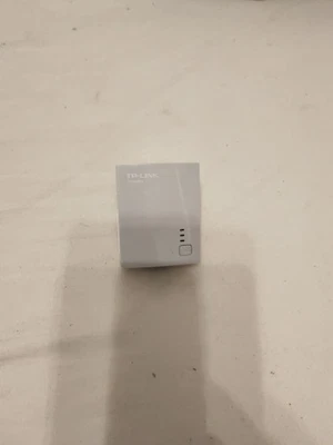 TP Link TL PA411 AV500 Nano Powerline Ethernet Gaming Home Plug - White - Image 1 of 2