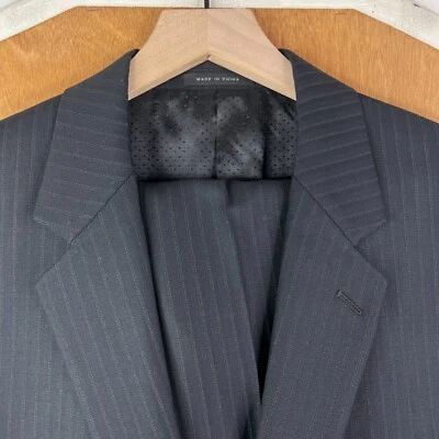 Костюм Alfani мужской 42L черный в тонкую полоску шерсти кашемир 2 пуговицы брюки 38 x 31 плоский - Изображение 1 из 4