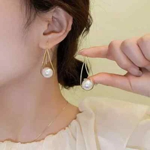 Fashion Woman 18K Gold Plated Copper Pearl Earring Stud Ear Hoop Drop Dangle - Picture 1 of 5