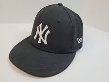 New Era New York Yankees Basic 59Fifty Fitted Cap Hat Black/White Size 7 1/8