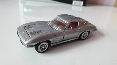 Chevrolet Corvette Stingray 1963 - Franklin Mint 1:43 - come nuovo - - Immagine 1 di 4
