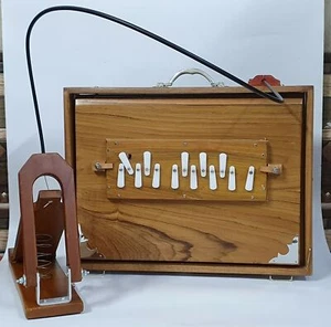 Shruti Box Surpeti - 13 Notes, 432Hz - Big Size with Foot Pedal - Indian Drone - Picture 1 of 7