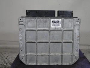 Engine ECM Electronic Control Module 89661-52G50 untested - Picture 1 of 5