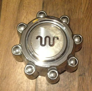 2003 2004 FORD F250 F350 KING RANCH REAR Single Wheel CENTER CAP OEM - Picture 1 of 5