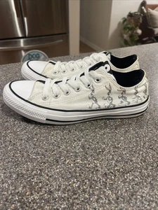 Converse x Bugs Bunny Chuck Taylor All Star 169226F Grey Loony Tunes Low CTAS - Picture 1 of 11