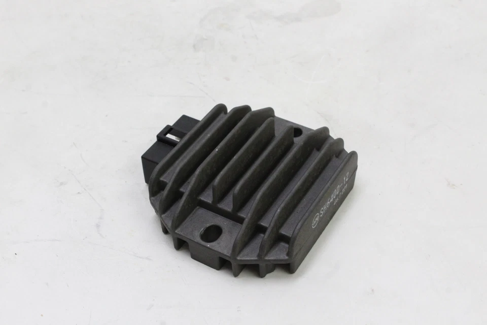 2007 Piaggio Bv 250 Rectifier Voltage Regulator OEM - Image 1 of 4