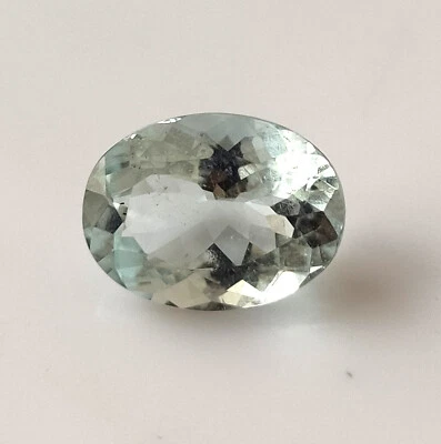 Natural Light Blue Aquamarine Lustrous Colorless 3.80 CTS Faceted Oval Gemstone - Image 1 of 4