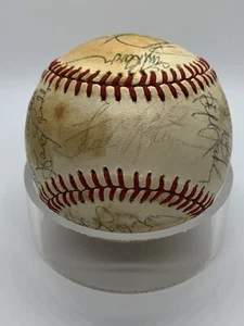 San Francisco Giants 1982 Team Signed by 19 Frank Robinson Autograph Baseball - Picture 1 of 6