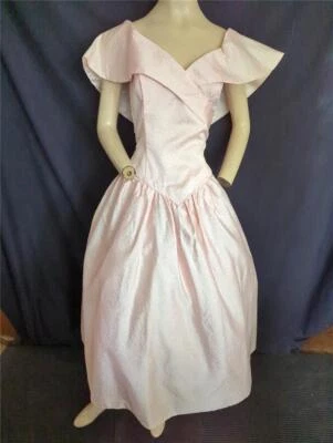 1980'S-1950's  VINTAGE PINK FULL  LIZETTE CREATIONS ACETATE DRESS 36" BUST-USA - Image 1 of 4