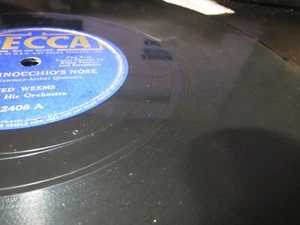 78RPM Decca 2408 Ted Weems, Walt Disney - Poor Pinocchio s Nose, high grade EE- - Imagen 1 de 8