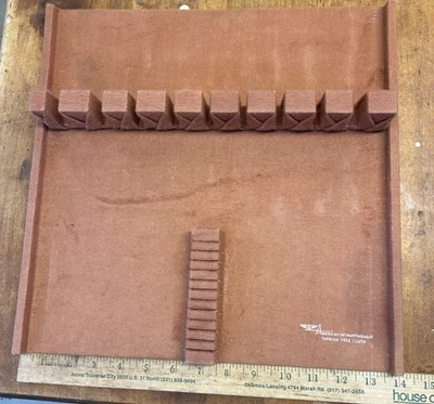 Merton Gershun American of Martinsville Cajón Inserto Deslustre Soporte de Tela Sin Deslustre Foto 1 de 2