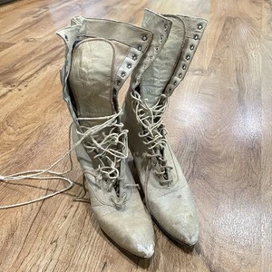Botas victorianas antiguas de cuero beige para mujer con cordones 19 agujeros - Imagen 1 de 13